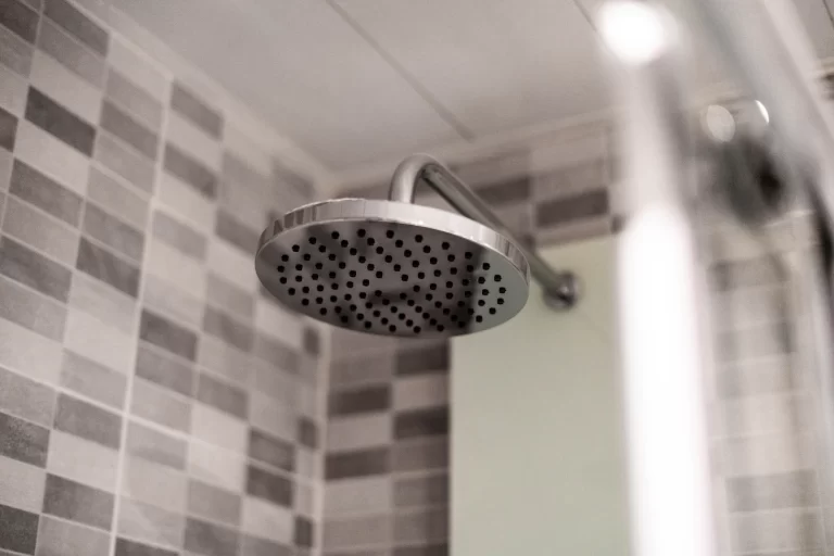 Read more about the article Hot vs Cold Showers